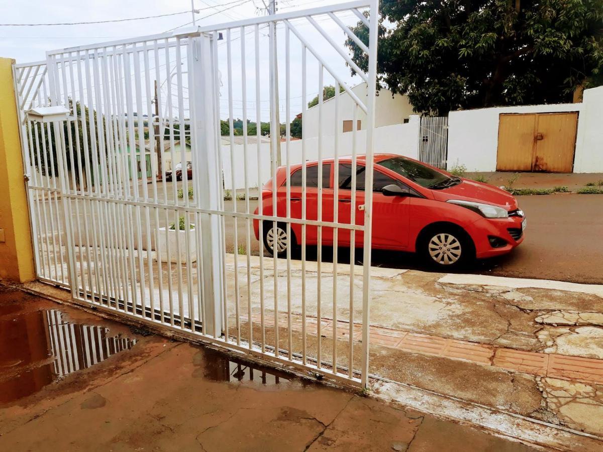 הוילה לונדרינה Casa Amarela מראה חיצוני תמונה